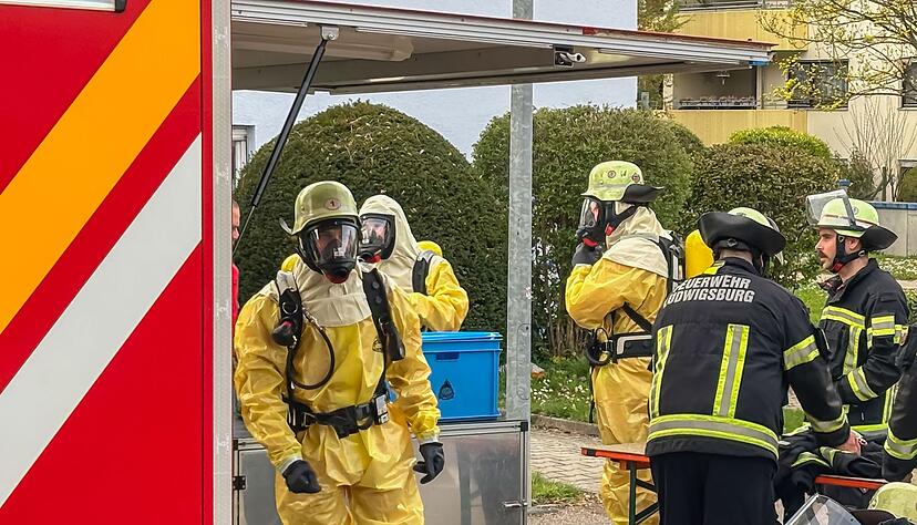 Der Fund eines Fl&auml;schchens mit der Aufschrift &laquo;Polonium 210&raquo; in Vaihingen an der Enz hat einen Gro&szlig;einsatz von Feuerwehr und Polizei ausgel&ouml;st.