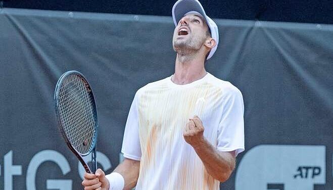 Ist der erste Schweizer im Finale des Neckar-Cups: Alexander Ritschard. Ist der erste Schweizer im Finale des Neckar-Cups: Alexander Ritschard.