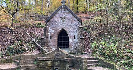 Der Köpferbrunnen ist ein idyllischer Ort mitten im Wald im Osten Heilbronns. Hat er eine blutige Vergangenheit? Der Köpferbrunnen ist ein idyllischer Ort mitten im Wald im Osten Heilbronns. Hat er eine blutige Vergangenheit?