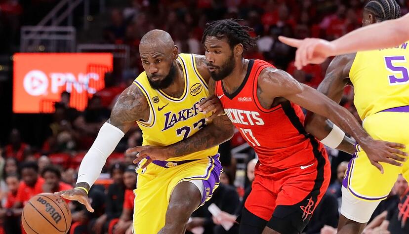 LeBron James (links) erzielte f&uuml;r die Los Angeles Lakers in Spiel drei gegen die Houston Rockets 29 Punkte.