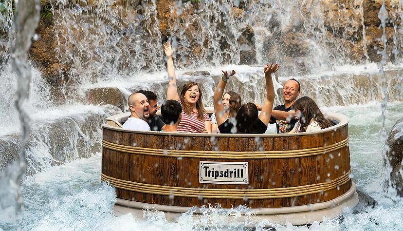 Action für jede Altersklasse bietet auch der Freizeitpark in Tripsdrill. Foto: Tripsdrill Action für jede Altersklasse bietet auch der Freizeitpark in Tripsdrill. Foto: Tripsdrill