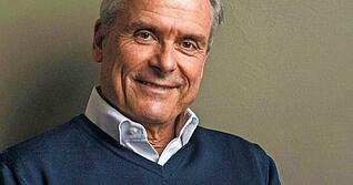 &bdquo;Tats&auml;chlich gibt es keinen sichereren Weg, ungl&uuml;cklich zu werden, als st&auml;ndig auf der Suche nach dem eigenen Gl&uuml;ck zu sein&ldquo;: Axel Hacke.