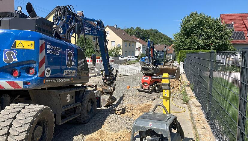 In der Südstraße in Möckmühl wurden die Kanäle und Wasserleitungen erneuert und dabei auch Breitband mit verlegt.