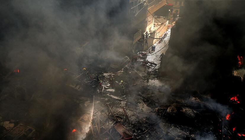 Bei israelischen Luftangriffen im Libanon sind nach libanesischen Angaben mehr als 100 Menschen get&ouml;tet worden.