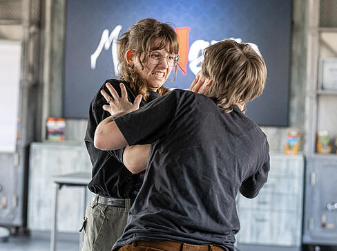 &bdquo;Der Schrei ging echt sch&ouml;n durch Mark und Bein&ldquo;, lautet ein Urteil beim Grusel-Casting f&uuml;r die Schaurigen Altweibern&auml;chte in Tripsdrill.