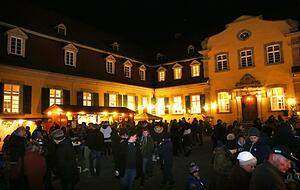 Weihnachtsmarkt im Schloss Massenbach. Foto: Archiv/ Ralf Seidel