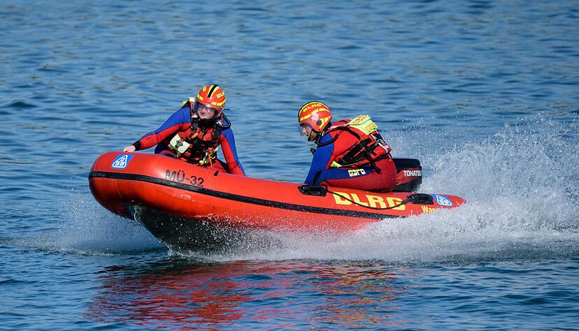 Immer wieder kommt es zu gef&auml;hrlichen Badeunf&auml;llen, manche enden t&ouml;dlich. (Archivbild)