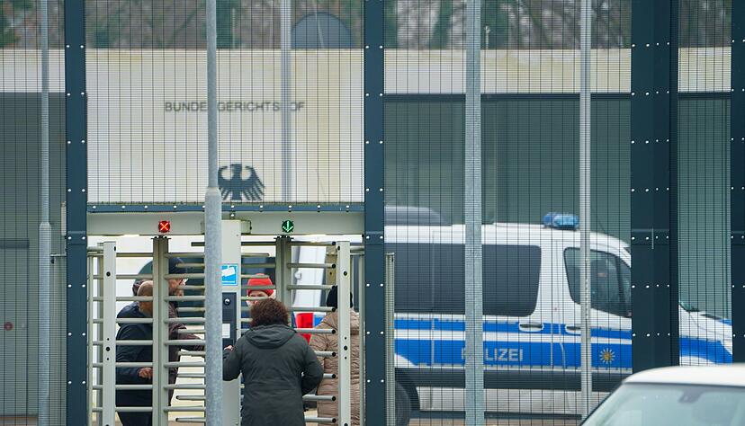 Alle drei mutmaßlichen Hamas-Mitglieder sind inzwischen in Untersuchungshaft. Alle drei mutmaßlichen Hamas-Mitglieder sind inzwischen in Untersuchungshaft.