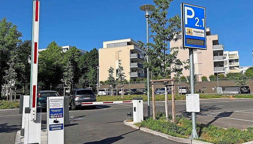 Die Schrankenanlage auf dem Parkplatz an der Salinenstra&szlig;e ist immer wieder gest&ouml;rt. Daf&uuml;r sind oft auch die Benutzer verantwortlich.