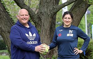 Gerhard Husers (links) und Tanja Logvin leiten als Sportlicher Leiter und Trainerin die sportlichen Geschicke bei den Handballerinnen der Sport-Union Neckarsulm. Gerhard Husers (links) und Tanja Logvin leiten als Sportlicher Leiter und Trainerin die sportlichen Geschicke bei den Handballerinnen der Sport-Union Neckarsulm.