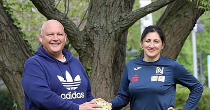 Gerhard Husers (links) und Tanja Logvin leiten als Sportlicher Leiter und Trainerin die sportlichen Geschicke bei den Handballerinnen der Sport-Union Neckarsulm.