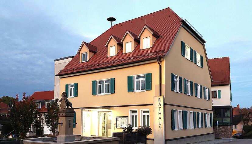 Das Rathaus in Untereisesheim ist nur telefonisch erreichbar. Die IT wurde durch einen Cyber-Angriff lahmgelegt Das Rathaus in Untereisesheim ist nur telefonisch erreichbar. Die IT wurde durch einen Cyber-Angriff lahmgelegt