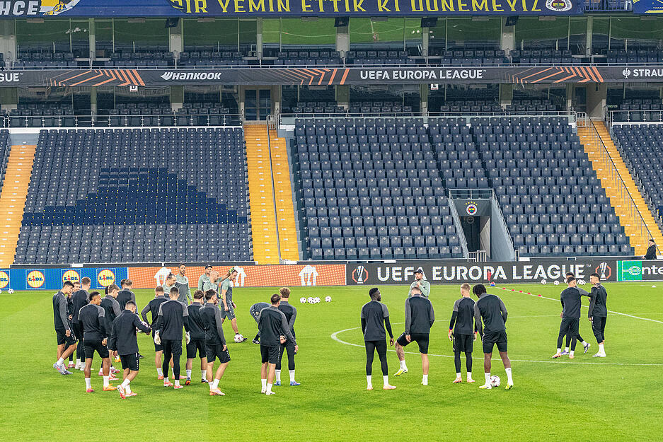 Das Stadion von Fenerbahce hat eine starke Atmosphäre, auf die sich der VfB Stuttgart freut.