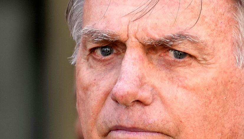 In Brasilien hat das Oberste Gericht mit der Urteilsfindung gegen den früheren Präsidenten Jair Bolsonaro begonnen. (Archivbild) In Brasilien hat das Oberste Gericht mit der Urteilsfindung gegen den früheren Präsidenten Jair Bolsonaro begonnen. (Archivbild)
