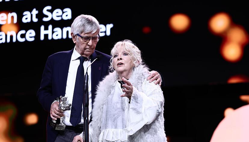 Tom Courtenay und Anna Calder-Marshall bekamen den Silbernen B&auml;ren f&uuml;r die beste schauspielerische Leistung in einer Nebenrolle.