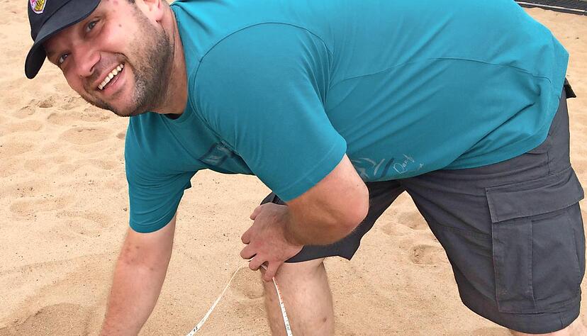Und Tobias Fuggmann vom TSV Untersteinbach misst.
Fotos: Yvonne Tscherwitschke Und Tobias Fuggmann vom TSV Untersteinbach misst.
Fotos: Yvonne Tscherwitschke