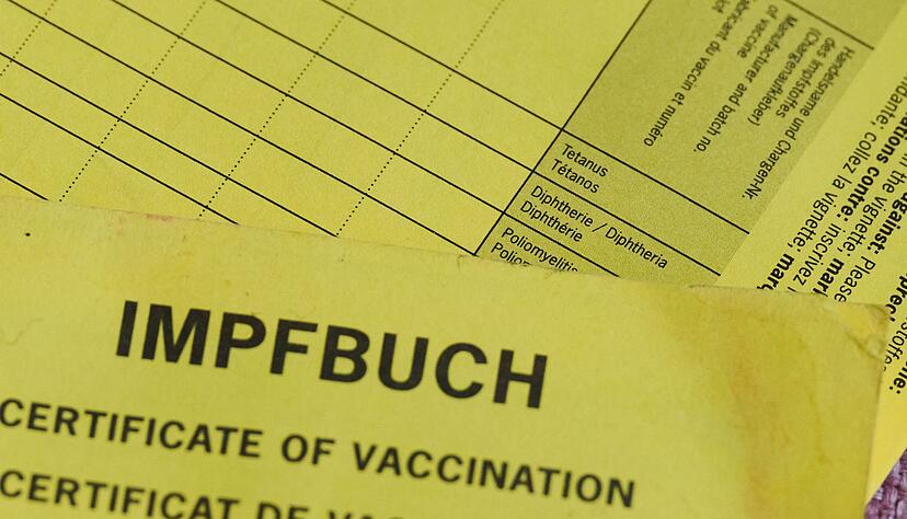 Weltweit sind erste Impfungen schon in den ersten Lebensmonaten empfohlen (Archivbild)