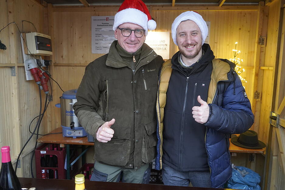 Stadtweihnacht mit Charme: Lichter, Musik und winterliche Stimmung. Stadtweihnacht mit Charme: Lichter, Musik und winterliche Stimmung.