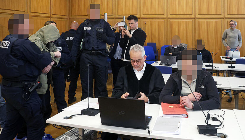 Vor dem Heilbronner Landgericht m&uuml;ssen sich seit Mitte April zwei M&auml;nner aus den Niederlanden wegen gemeinsamen versuchten Mordes verantworten.