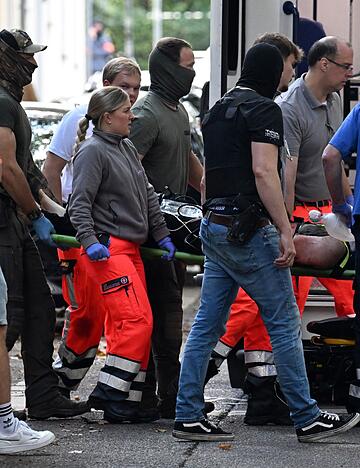 Bei der Festnahme wurde der Tatverd&auml;chtige von Polizisten angeschossen und dabei schwer verletzt. (Archivbild)
