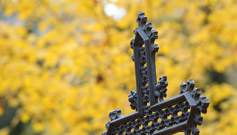 Metalldiebe klauen auf Friedhöfen (Foto-Archiv)