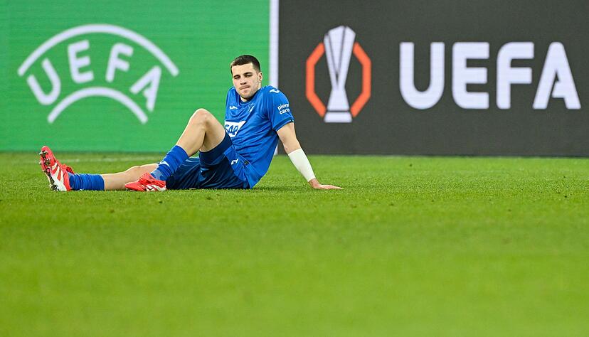 Adam Hlozek fehlt der TSG 1899 Hoffenheim nach einer Operation am Sprunggelenk für mehrere Wochen. Adam Hlozek fehlt der TSG 1899 Hoffenheim nach einer Operation am Sprunggelenk für mehrere Wochen.