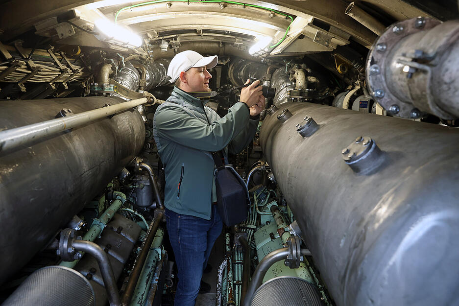 Im Inneren von U17 geht es äußert eng zu. Im Inneren von U17 geht es äußert eng zu.