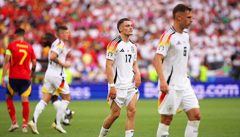 Die DFB-Elf verabschiedet sich im Viertelfinale von der EM 2024. Die DFB-Elf verabschiedet sich im Viertelfinale von der EM 2024.