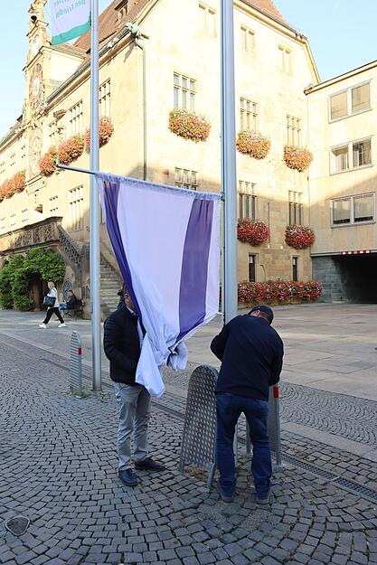 Israel-Flagge vor dem Rathaus Heilbronn hängt wieder Israel-Flagge vor dem Rathaus Heilbronn hängt wieder