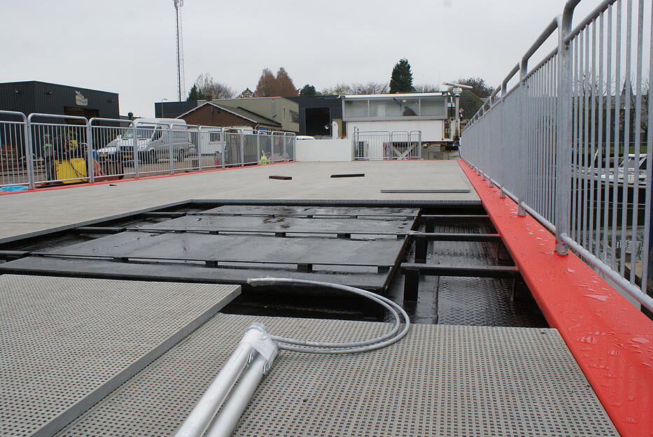 Vom Dieseltanker zum Experimenta-Schiff