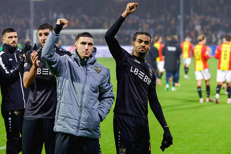 Im Spiel flogen Beleidigungen, doch spielerisch konnte der VfB Stuttgart sich ungefährdet durchsetzen. Jamie Leweling traf doppelt, Bilal El Khannouss und Badredine Bouanani machten den Sack zu –4:0.