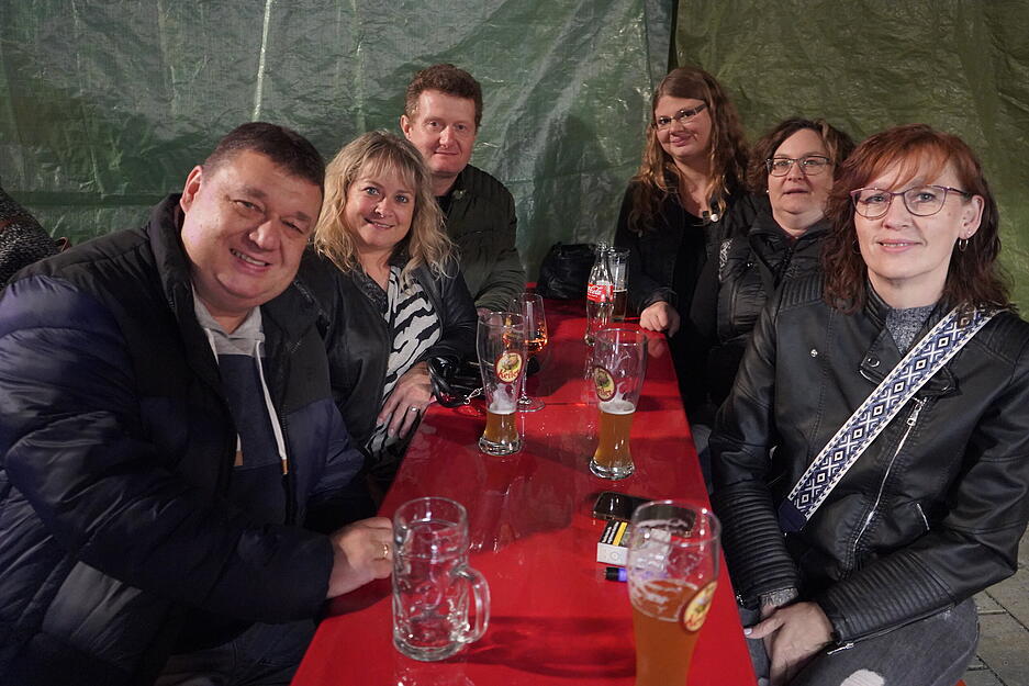 Brettacher Markt: Hier trifft man sich auf ein Bierchen mit Freunden.