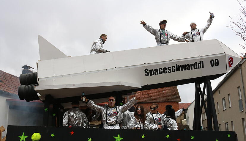 Mit dem &bdquo;Spaceschwaddl 09&ldquo; von Mulfingen auf den Mond? Warum nicht! Der "Spendenrausch" macht's m&ouml;glich.