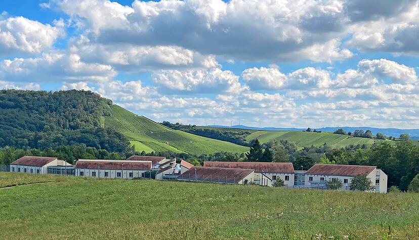 Im Klinikum am Weissenhof in Weinsberg werden auch Strafgefangene therapiert. Vier von ihnen waren am Mittwochabend aus dem Maßregelvollzug ausgebrochen.