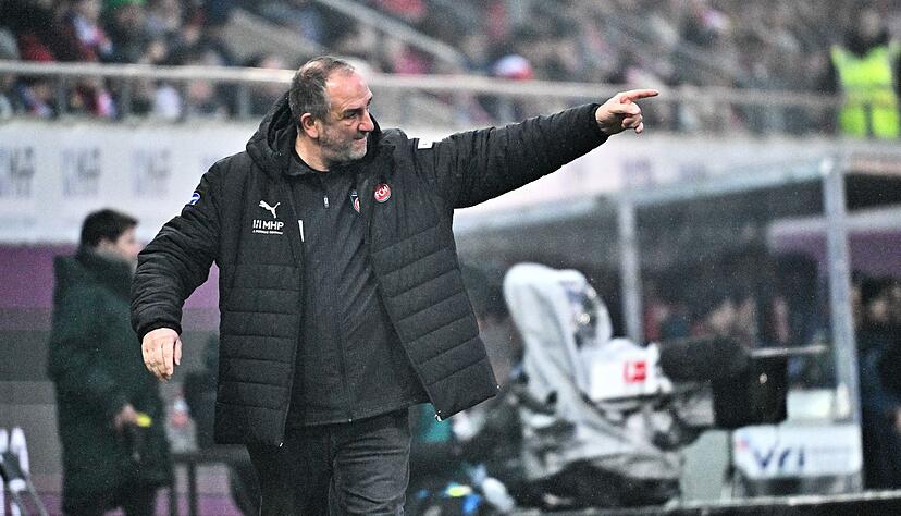 Heidenheims Trainer Frank Schmidt Heidenheims Trainer Frank Schmidt