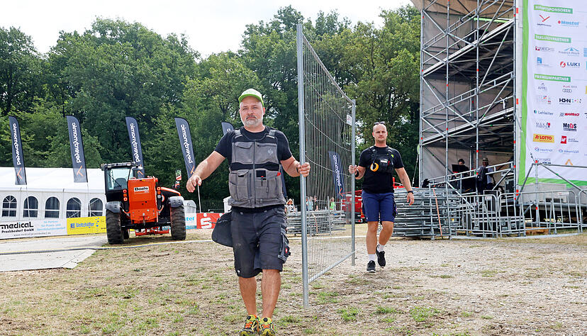 "Wir sind gut in der Zeit“, erklärt Robin Frank vom Orga-Team für Haigern Live. "Wir sind gut in der Zeit“, erklärt Robin Frank vom Orga-Team für Haigern Live.