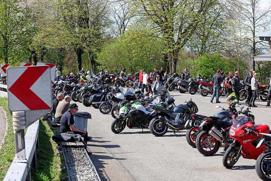 Die Löwensteiner Platte ist ein beliebter Treffpunkt für Biker. Die Löwensteiner Platte ist ein beliebter Treffpunkt für Biker.