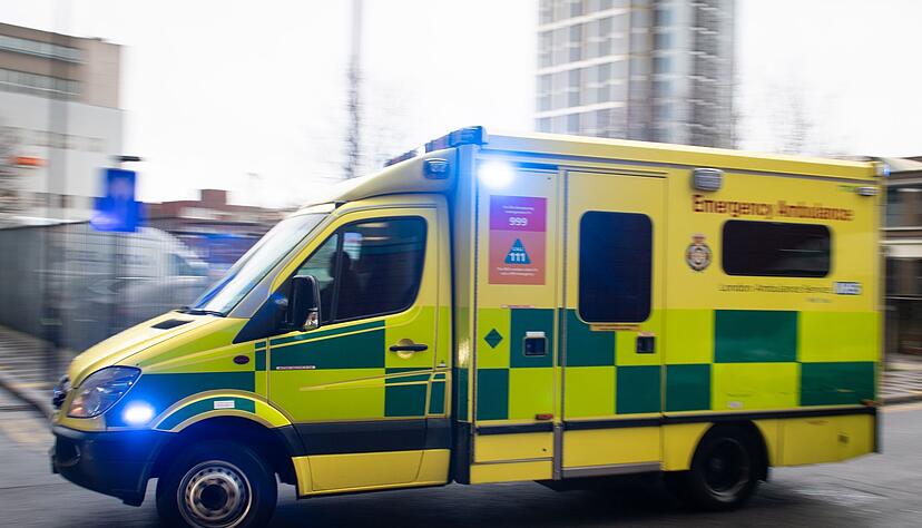 Nahe London ist ein Kleinflugzeug abgest&uuml;rzt. (Symbolbild)