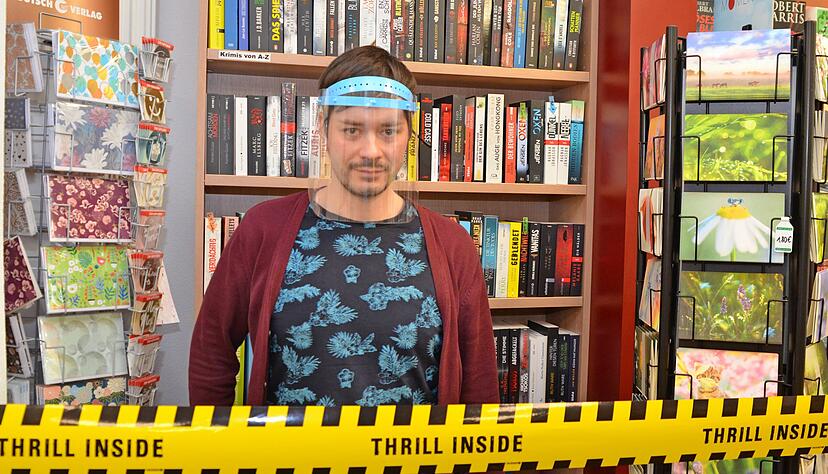 Marc-Anton Spohn, einer der Inhaber der Buchhandlung Chardon, würde sich wünschen, dass die Leute ihn bei Problemen direkt ansprechen. Foto: Stefanie Pfäffle