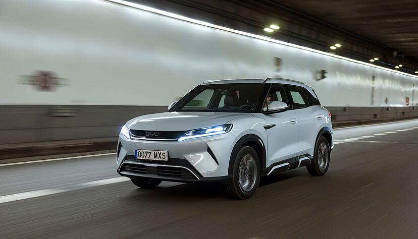 Ganz verspieltes Autodesign made in China? Wenn es das noch gibt, dann nicht bei diesem hier - der Atto 2 gef&auml;llt mit klarer Formensprache.