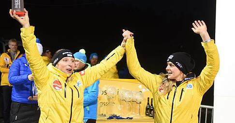 Anja Schneiderheinze (l) landete mit Anschieberin Annika Drazek in Königssee auf Platz drei. Foto: Tobias Hase Anja Schneiderheinze (l) landete mit Anschieberin Annika Drazek in Königssee auf Platz drei. Foto: Tobias Hase