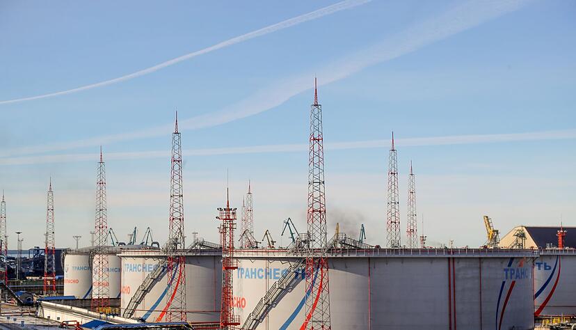 Die Rechnung hinter dem Vorhaben: Weniger Erl&ouml;se aus &Ouml;lgesch&auml;ften = weniger Geld f&uuml;r Kriegsf&uuml;hrung (Archivbild)