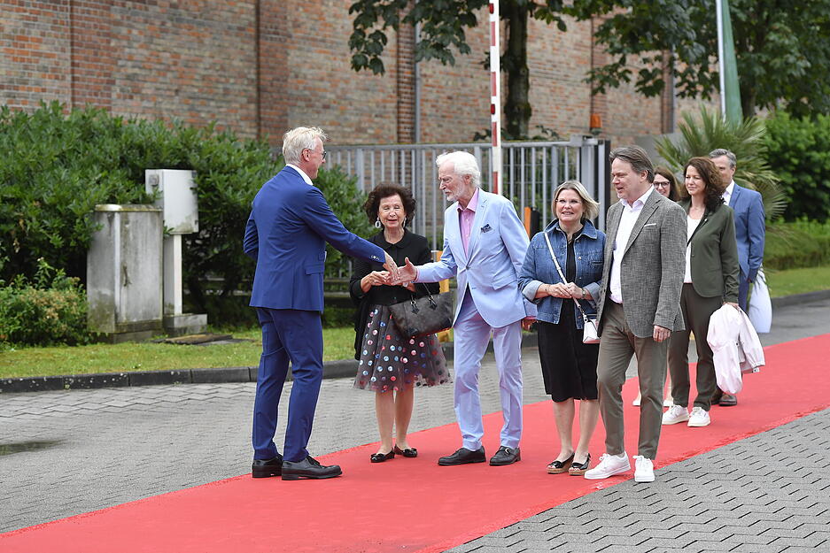 Glamour, Kulinarik und ein Lichtspektakel – die schönsten Fotos von der Sommernacht der Wirtschaft