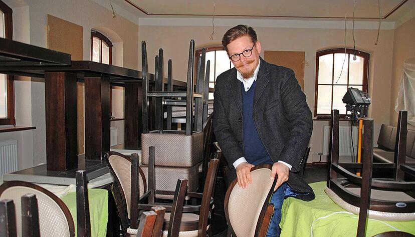 Florian Wieland in seinem Restaurant − bis zur Eröffnung ist noch einiges zu tun.