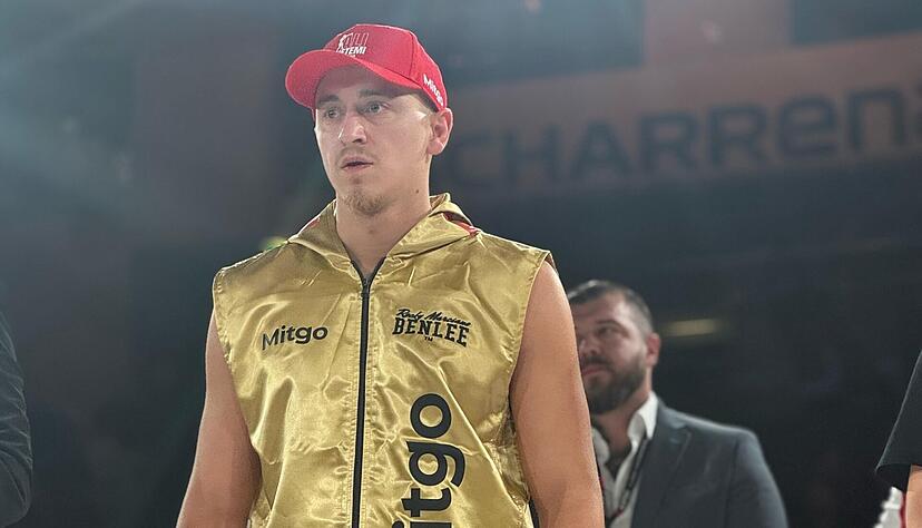 Ali Hetemi bleibt in seiner Karriere weiter ungeschlagen. Ali Hetemi bleibt in seiner Karriere weiter ungeschlagen.