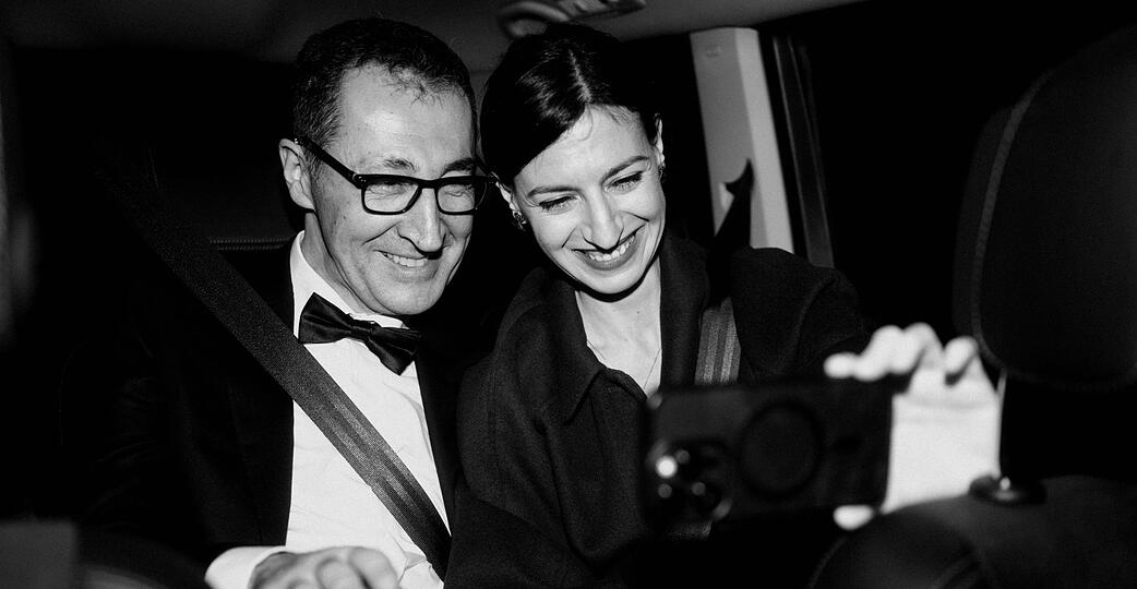Sind jetzt ein Ehepaar: Gr&uuml;nen-Spitzenkandidat Cem &Ouml;zdemir und Flavia Zaka.