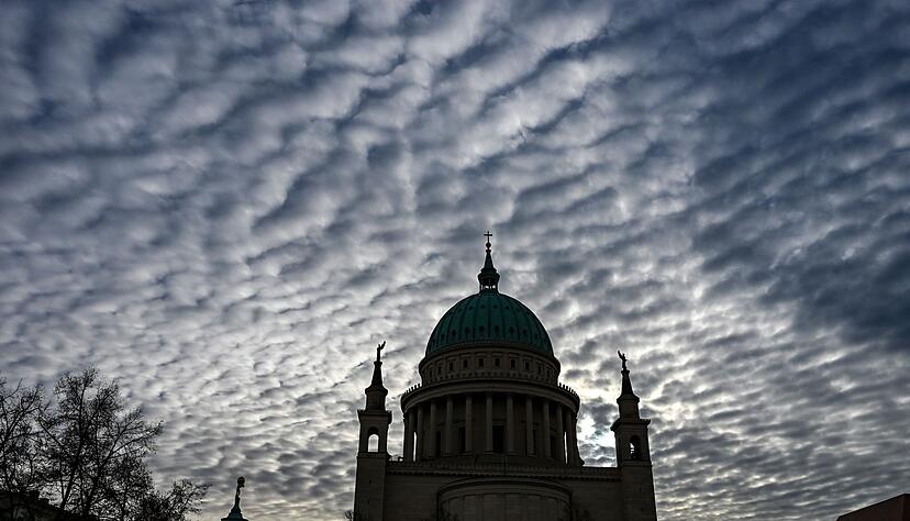 Zum Wochenbeginn wird es im Land verbreitet w&auml;rmer.
