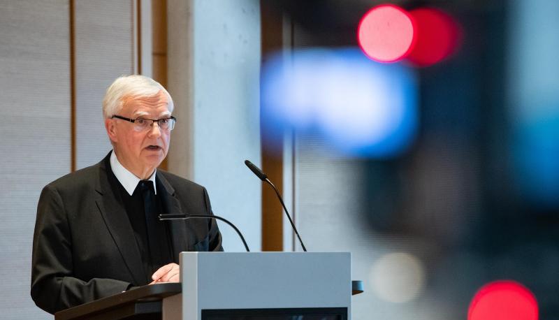 Erzbischof Heiner Koch während der Pressekonferenz zur Vorstellung des Gutachtens in Berlin.