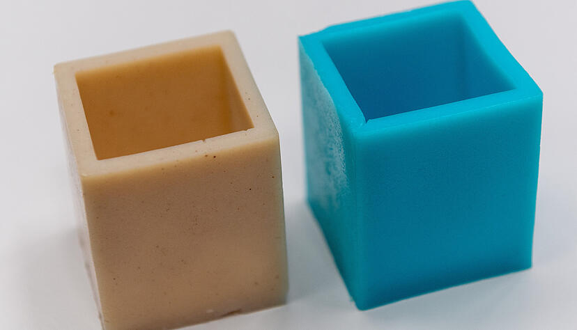 So sehen die Prototypen aus. Ob Lebensmittelfarbe oder Eiweißpulver: Die Rezeptur kann stetig angepasst werden, sagen die Erfinder. So sehen die Prototypen aus. Ob Lebensmittelfarbe oder Eiweißpulver: Die Rezeptur kann stetig angepasst werden, sagen die Erfinder.