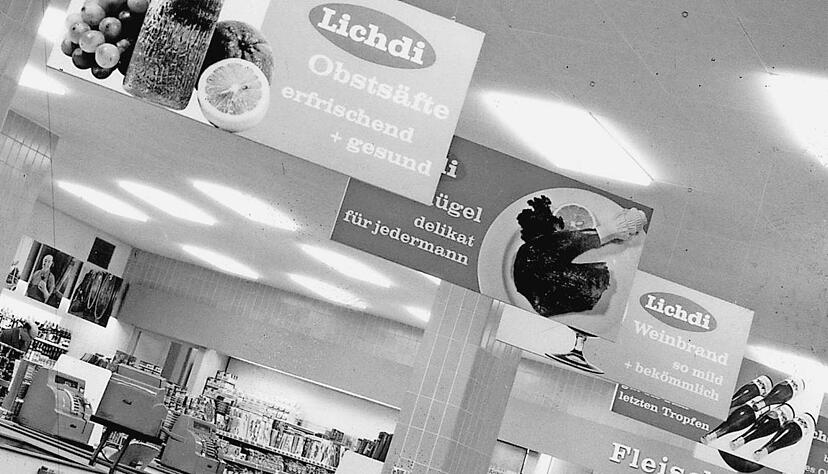 Am 22. Februar 1962 wurde in der Heilbronner Kaiserstraße eine moderne Filiale eröffnet. Ein bisschen Farbe, und das Werbefoto könnte von heute sein.